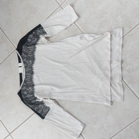 Women's size 0 tan and black top - Picture 1 of 5